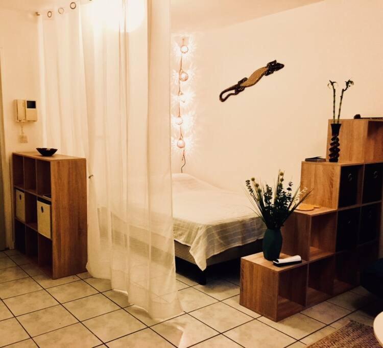 Superbe Appartement A 5Min De La Plage 2Min Du Chu Saint Pierre Exterior photo