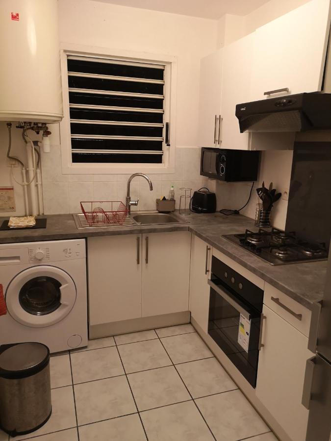 Superbe Appartement A 5Min De La Plage 2Min Du Chu Saint Pierre Exterior photo